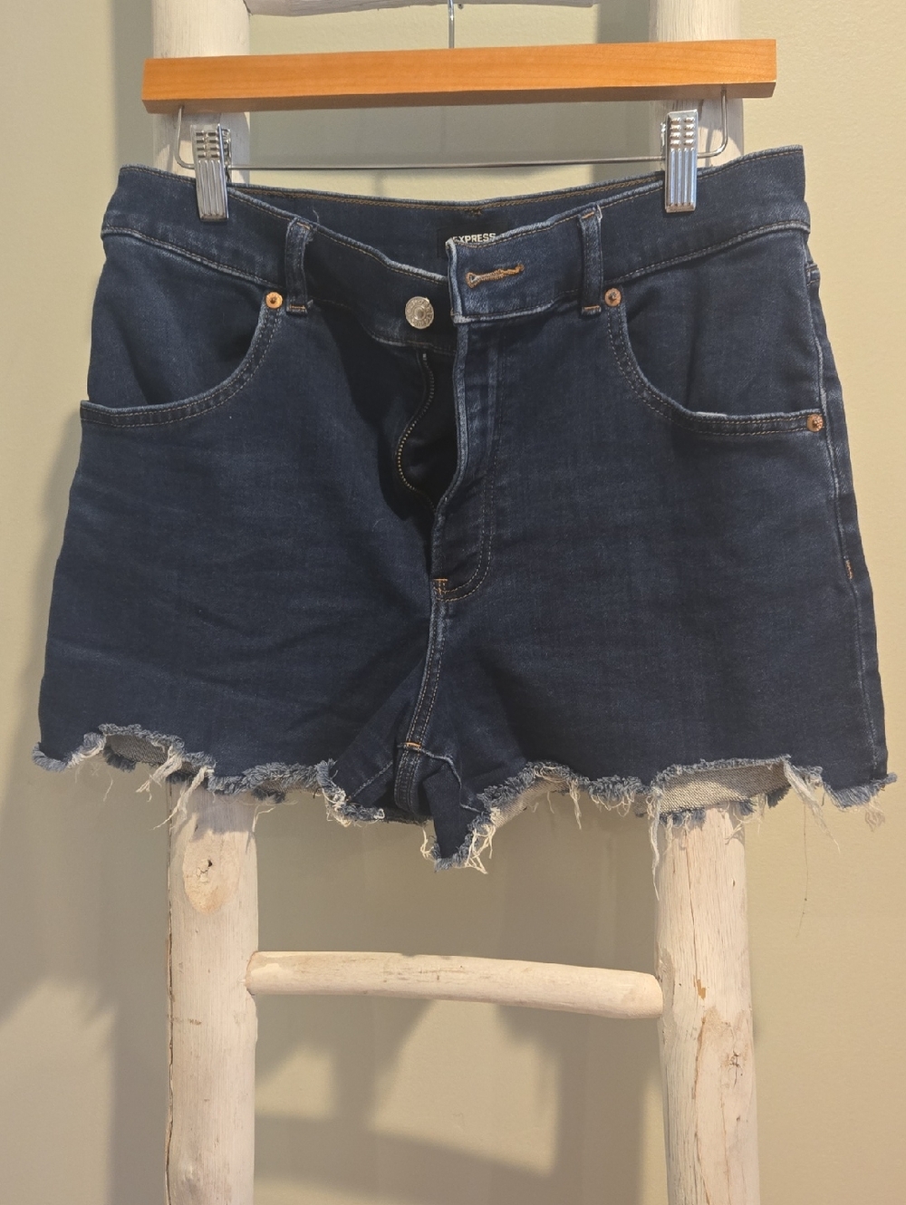 Express Dark Blue Frayed-Hem Denim Shorts Super High Rise. Size 10 Mom Shorts